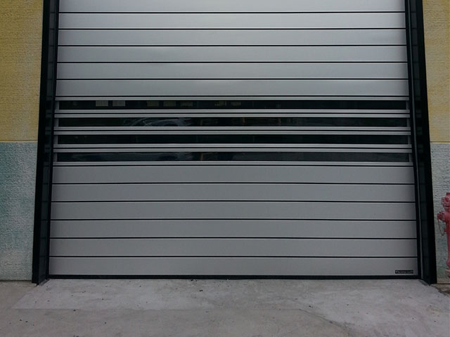 fronte porte rapide coibentate