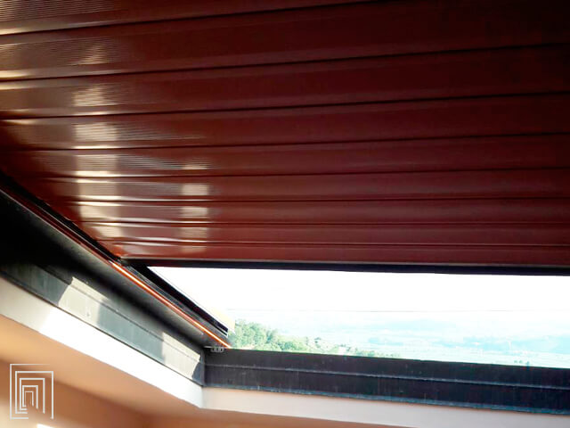 serranda avvolgibile balcone vista interna